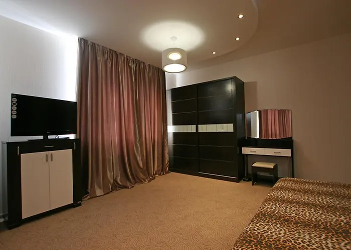 Mini In Observatorniy * Odessza